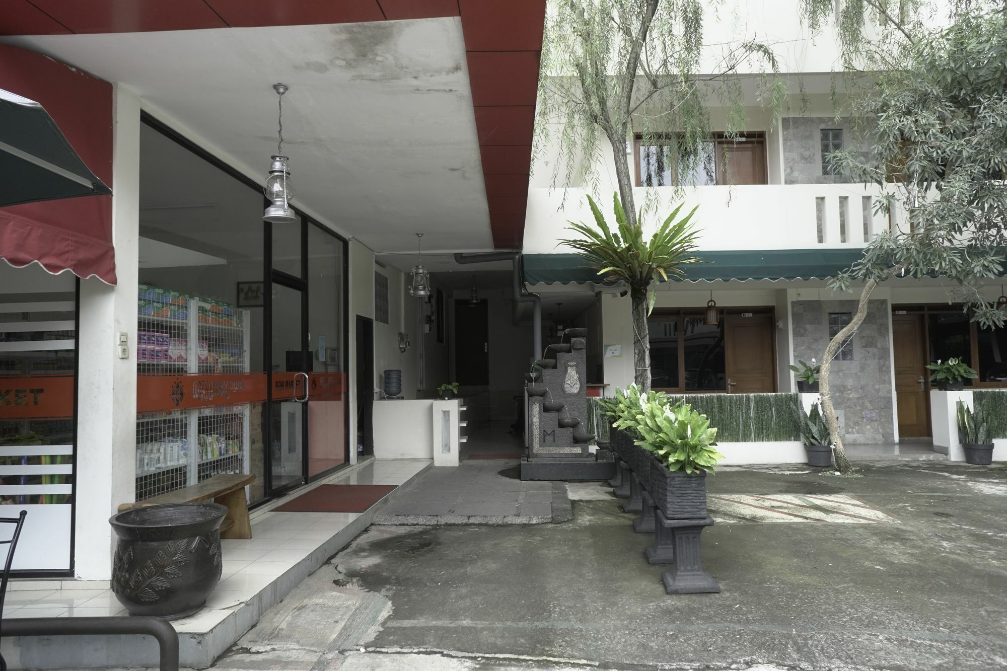 Reddoorz Plus @ Ciumbuleuit Area Bandung Exterior photo